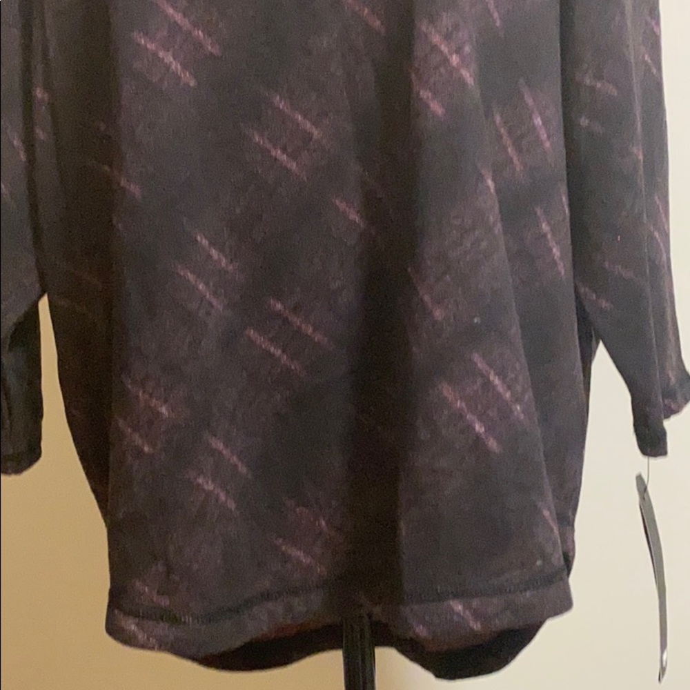 Union Bay Open V-Back Pullover - Picture 5 of 8